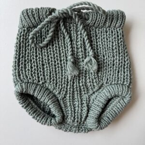 Knitted bloomer (sage)