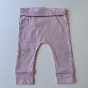 Light pink leggings