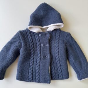 White & blue knitted jersey